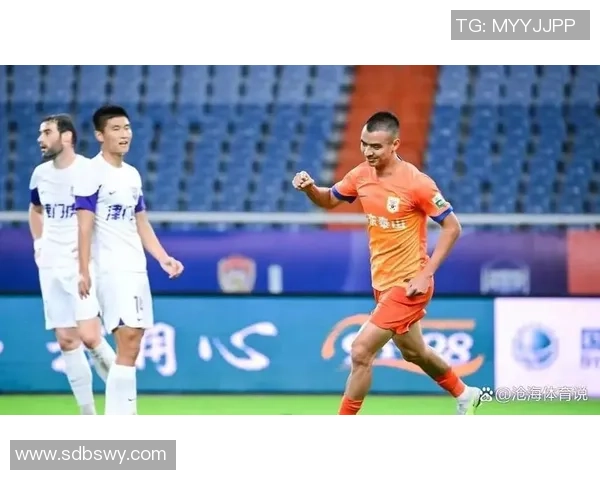 泰山队VS津门虎：年青门将孙启航演出首秀，四外援首发